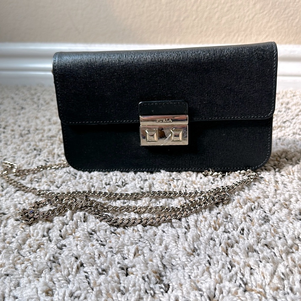 NWOT Furla Julia Bag black